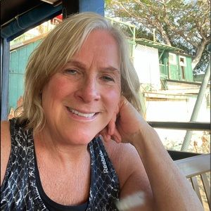 Meet your Posher, Jackie